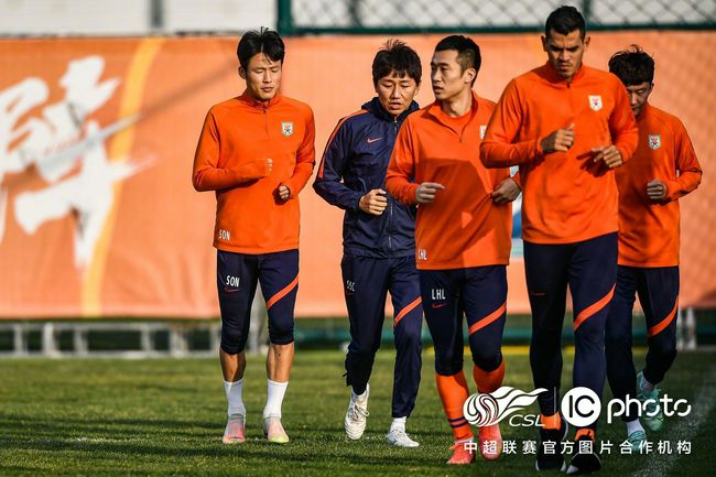 最终吉达联合1-3开罗国民，无缘世俱杯4强。